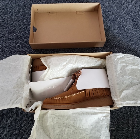 💗 NIB 💖 UGG Chestnut Brown Fringe Wedge Moccasin - Picture 5 of 8